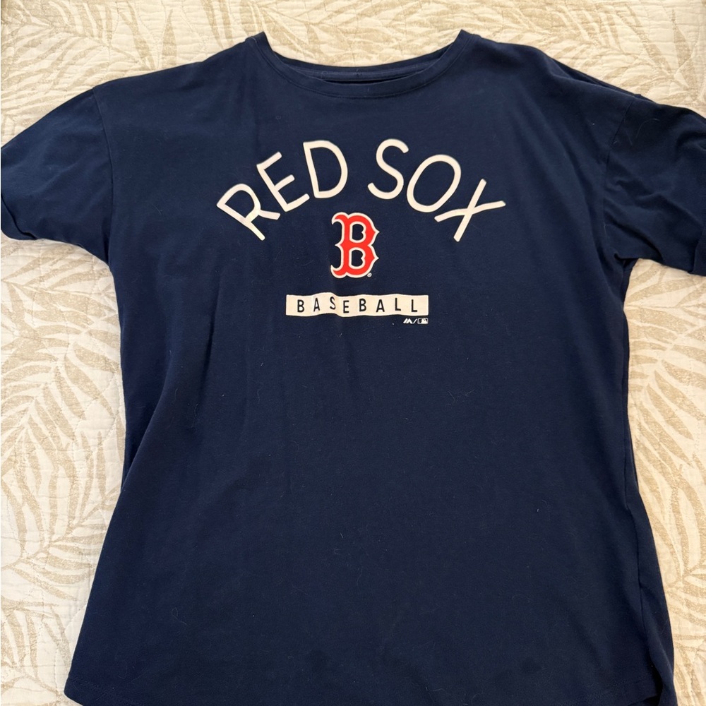 women's Red Sox tee